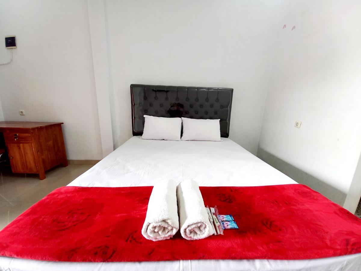 Harmony House Syariah Near Alun Alun Pati Mitra Reddoorz Hotel Ngoại thất bức ảnh